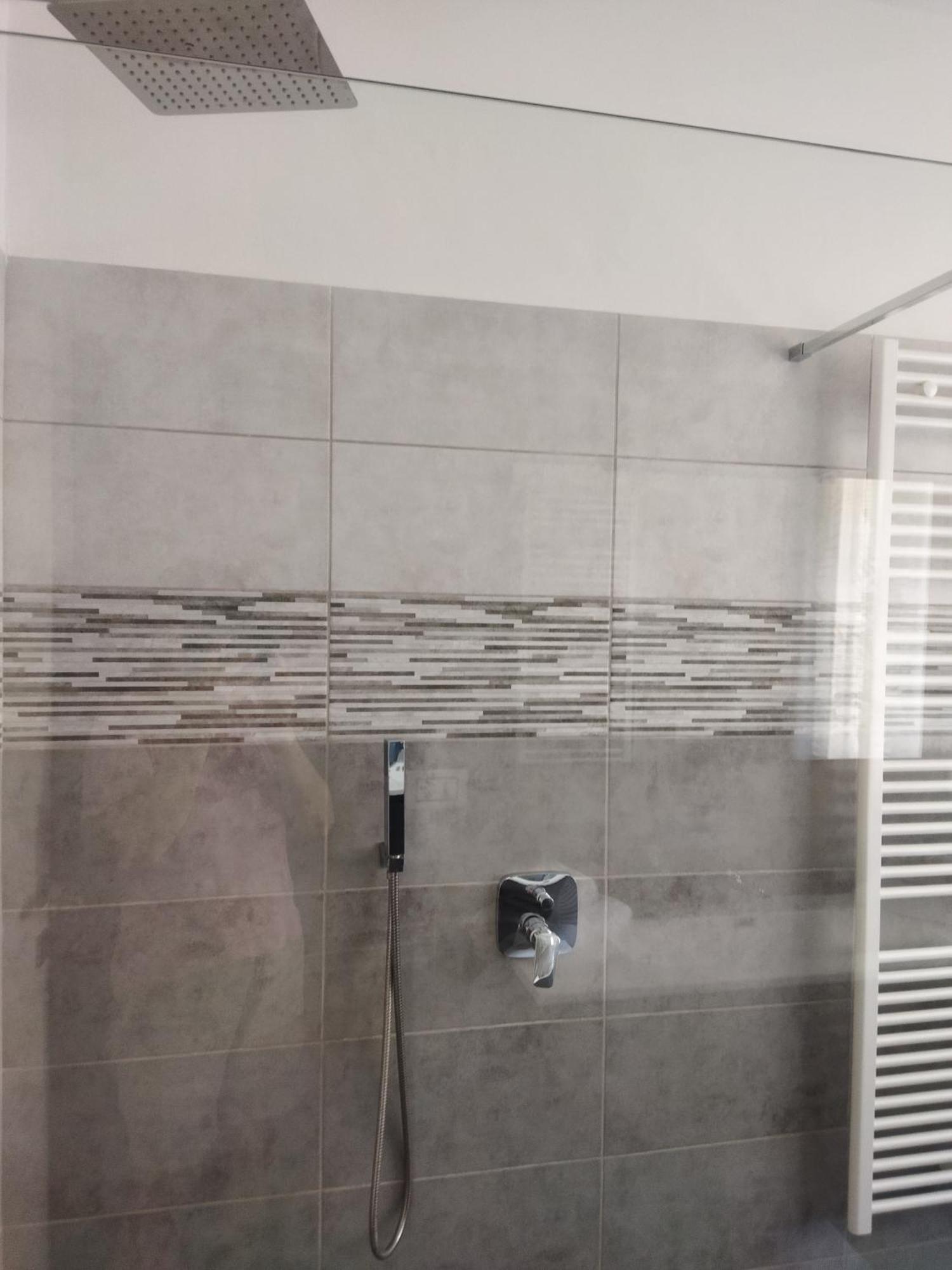 Apartamento Rose Garden House Wi-Fi Riva del Garda Exterior foto